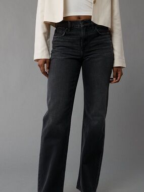 American Eagle High-Rise Straight Leg Jeans - Black